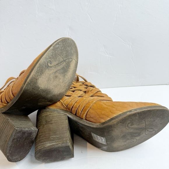 Free People Brown Suede Carrera Ankle Boots Sz 36 Y2K Momcore - Picture 12 of 13